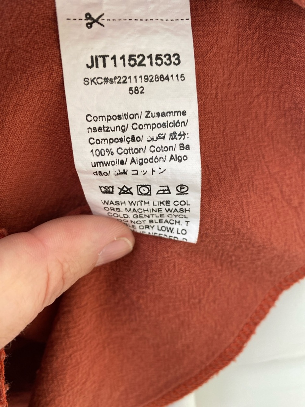 Button-Front 100% Cotton V-Neck Peplum Blouse in Rust - Picture 3 of 4